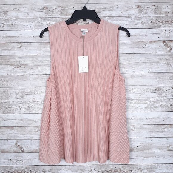 a new day Tops - A.New Day Womens Swing Tank Top L Crinkle Pink 703